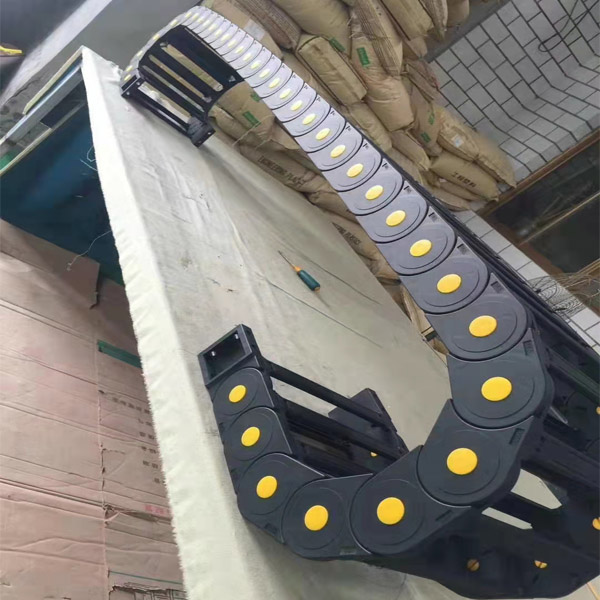 H45黃點加強型尼龍拖鏈